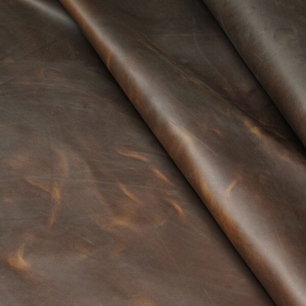 PHNX.Walnut Husk.03.jpg Phenix 1886 Oil Tan Sides Image